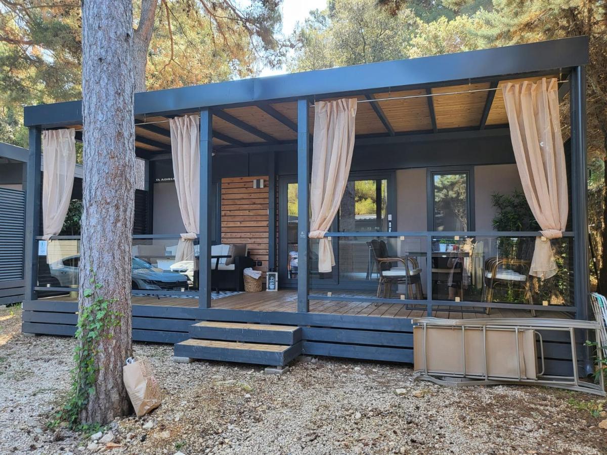 Campingplatz Mobile Kailani Nr 121, Porton Biondi *